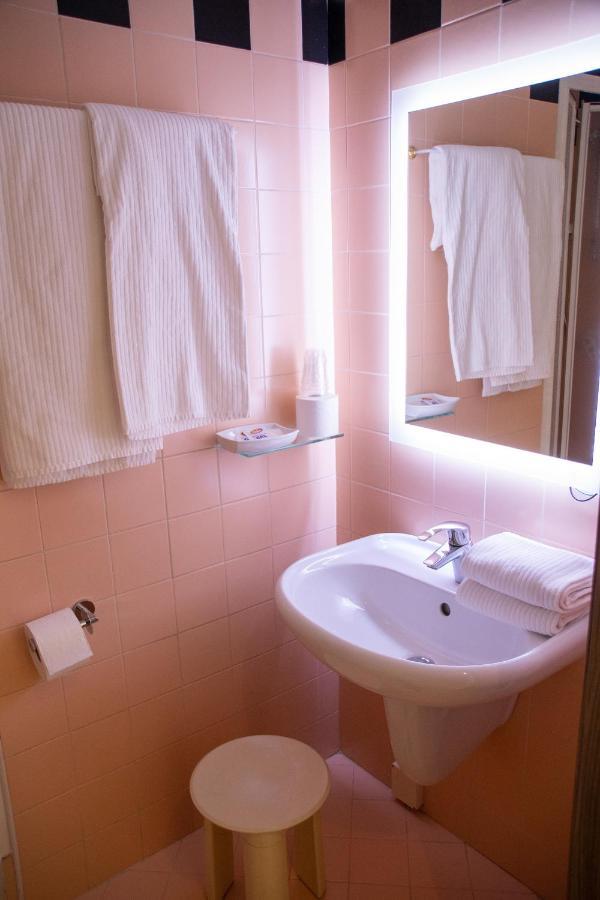 Hotel Garni Villa Fontana Тренто Екстер'єр фото