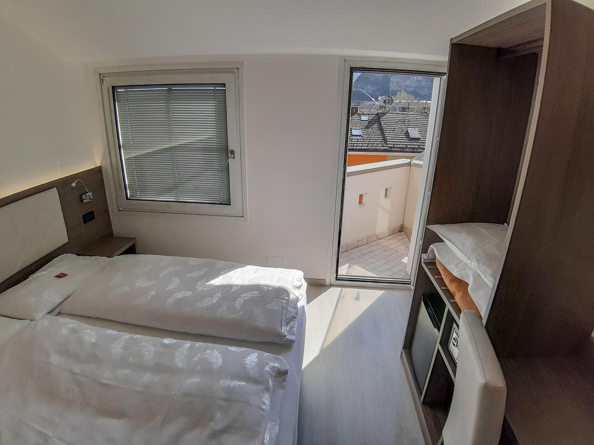 Hotel Garni Villa Fontana Тренто Екстер'єр фото