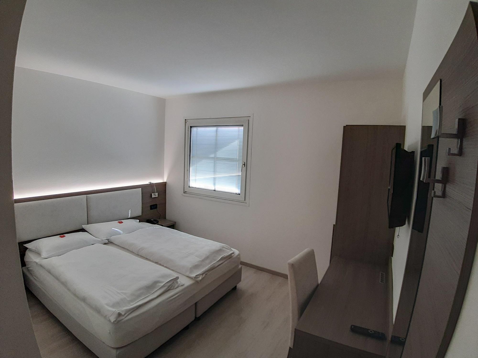 Hotel Garni Villa Fontana Тренто Екстер'єр фото