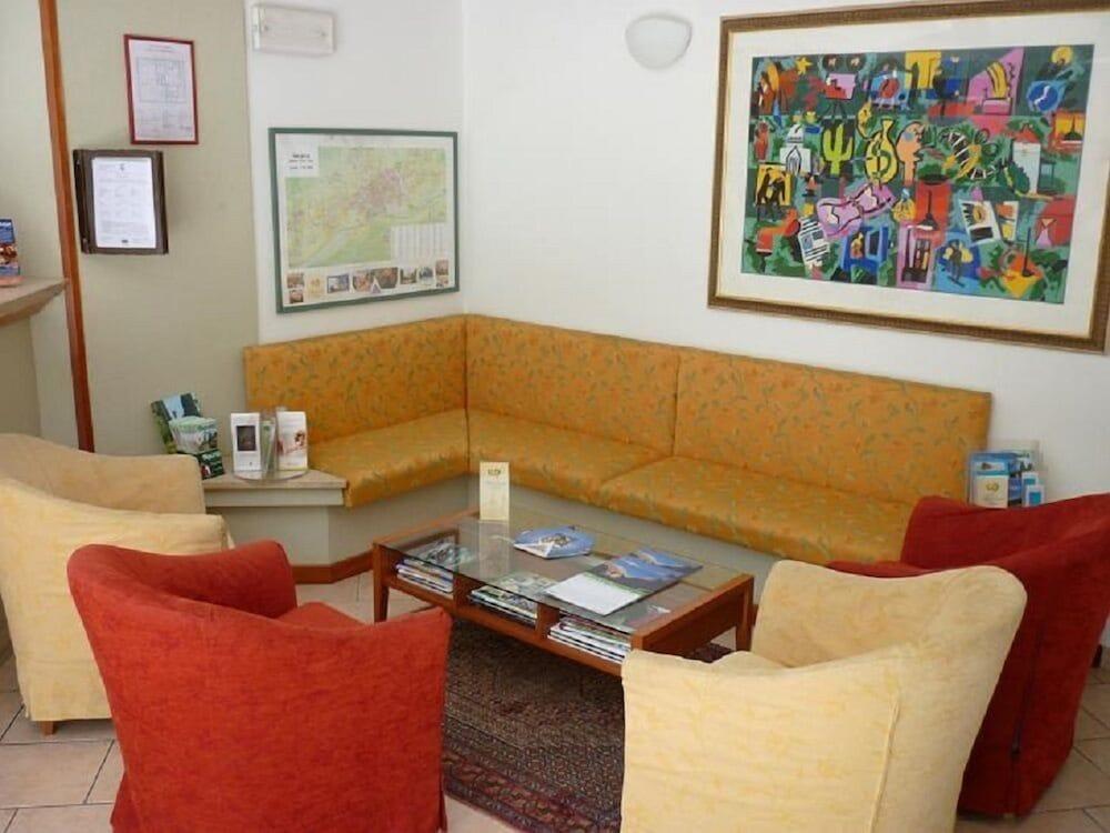 Hotel Garni Villa Fontana Тренто Екстер'єр фото