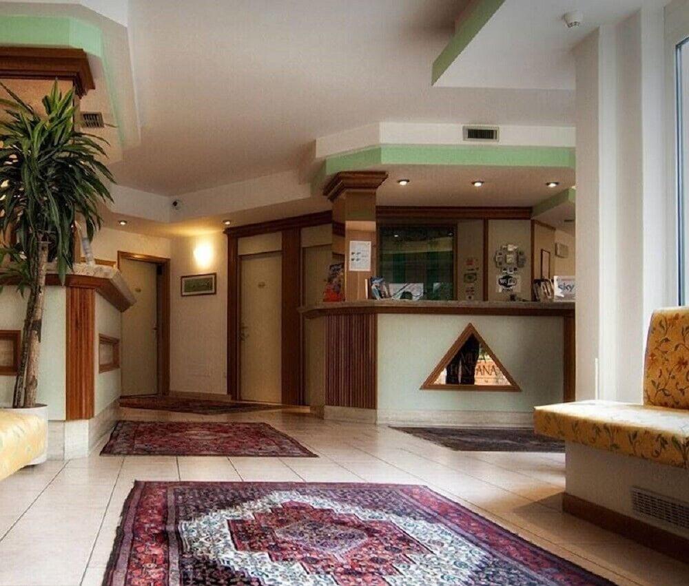 Hotel Garni Villa Fontana Тренто Екстер'єр фото